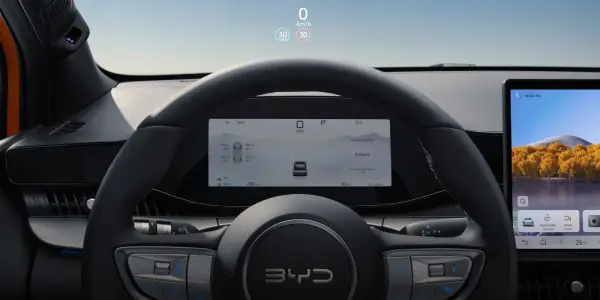 Practical 425-litre boot in the BYD DOLPHIN G DM-i