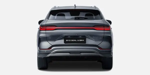 Passenger space and flexible boot capacity in the BYD SEAL U DM-i